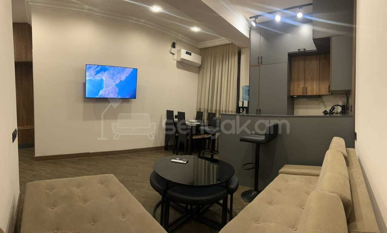 2 Սենյականոց Բնակարան Նորակառույցում, 40քմ, 2/4 հարկ, Դիզայներական Վերանորոգված
