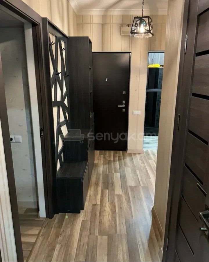 4 Սենյականոց Բնակարան, 81քմ, 6/9 հարկ, Դիզայներական Վերանորոգված, Կահավորված