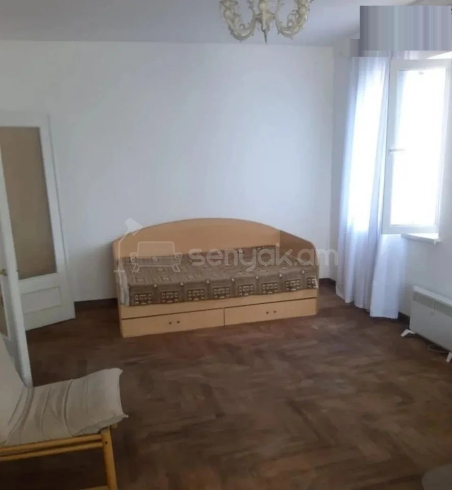 1 Սենյականոց Բնակարան, 54քմ, 9/9 հարկ, Նորմալ Վիճակում