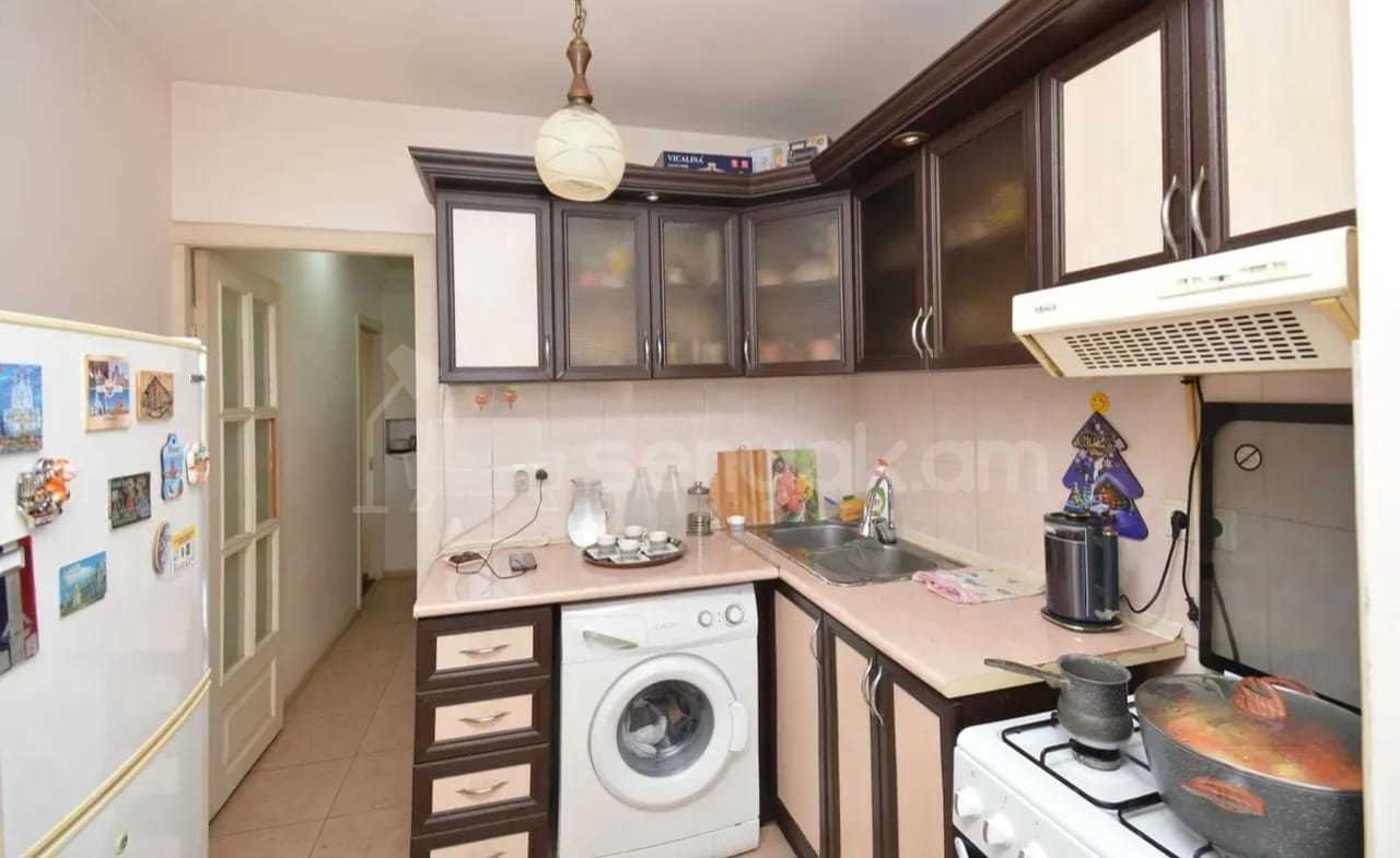 3 Սենյականոց Բնակարան, 74քմ, 4/4 հարկ, Կապիտալ Վերանորոգված