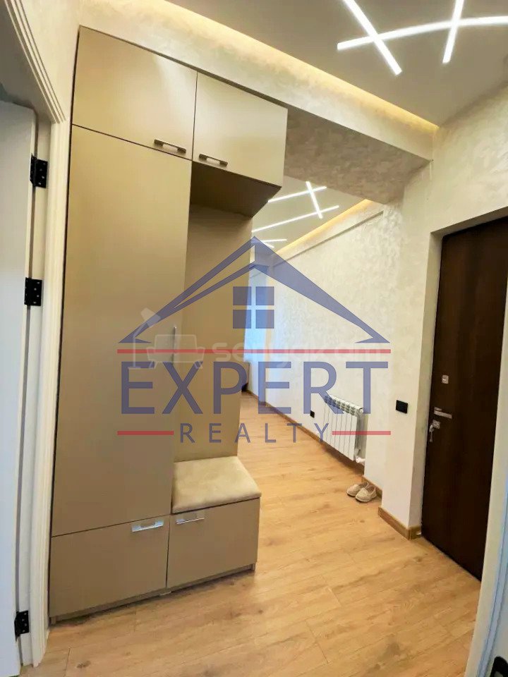 2 Սենյականոց Բնակարան Նորակառույցում, 60քմ, 6/18 հարկ, Դիզայներական Վերանորոգված, Կահավորված, Արևկող