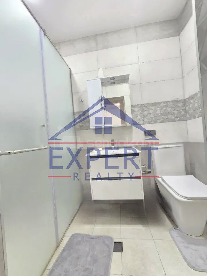 2 Սենյականոց Բնակարան Քարե Շենքում, 40քմ, 5/5 հարկ, Կապիտալ Վերանորոգված, Կահավորված, Արևկող