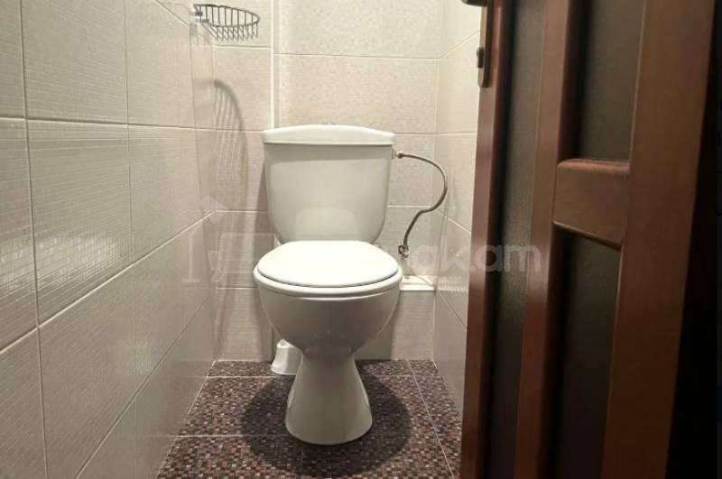 2 Սենյականոց Բնակարան Քարե Շենքում, 66քմ, 2/5 հարկ, Կապիտալ Վերանորոգված, Կահավորված, Արևկող
