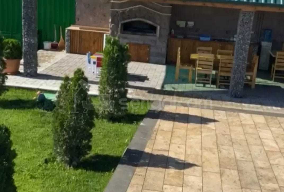 1 Սենյականոց Առանձնատուն, 100քմ, Լողավազանով