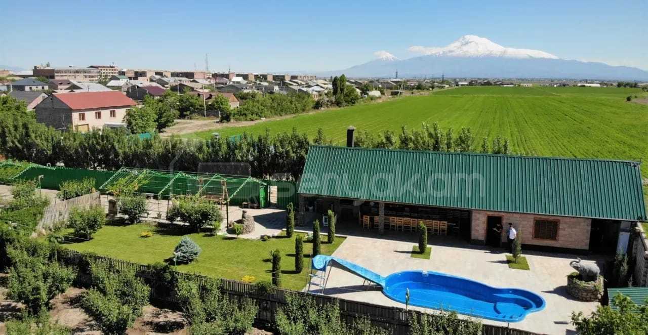 1 Սենյականոց Առանձնատուն, 100քմ, Լողավազանով