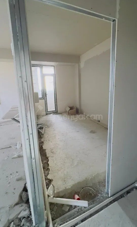 4 Սենյականոց Բնակարան Նորակառույցում, 103քմ, 15/16 հարկ, Զրոյական Վիճակում