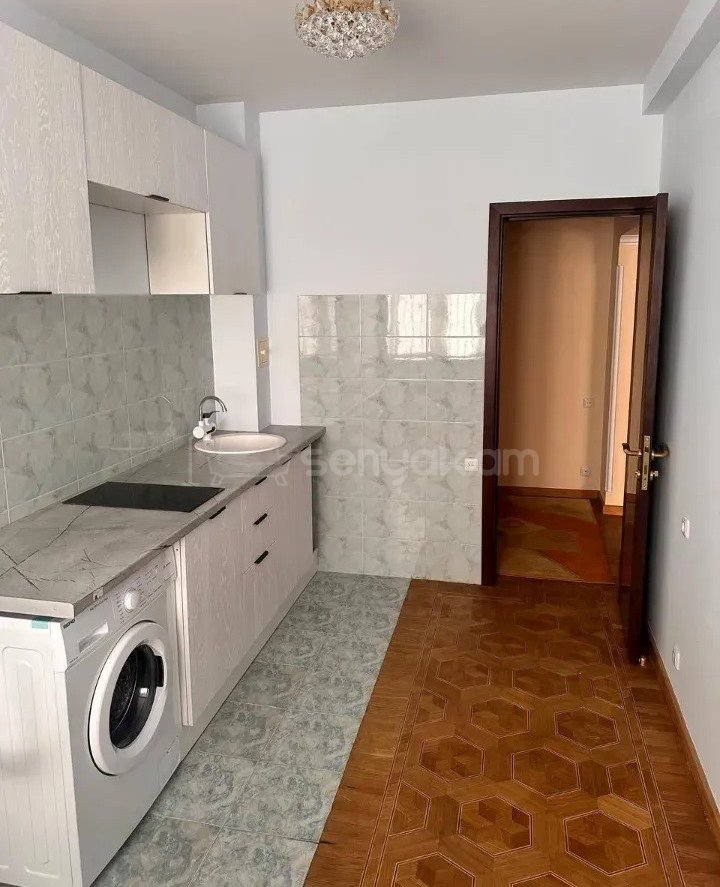 1 Սենյականոց Բնակարան, 38քմ, 7/9 հարկ, Կապիտալ Վերանորոգված