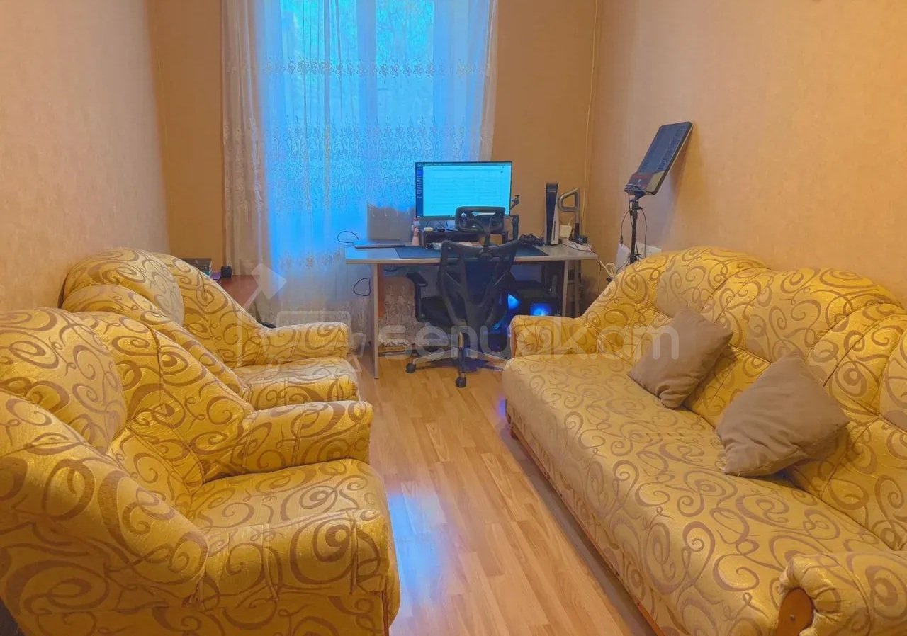 2 Սենյականոց Բնակարան Քարե Շենքում, 65քմ, 3/5 հարկ, Կապիտալ Վերանորոգված, Կահավորված