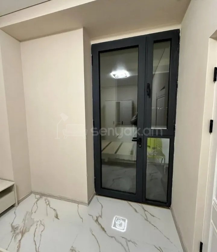 3 Սենյականոց Բնակարան Նորակառույցում, 68քմ, 5/13 հարկ, Դիզայներական Վերանորոգված, Կահավորված, Արևկող