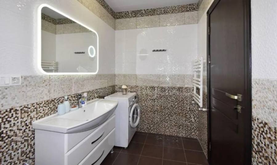3 Սենյականոց Բնակարան, 120քմ, 3/11 հարկ, Դիզայներական Վերանորոգված, Կահավորված, Արևկող
