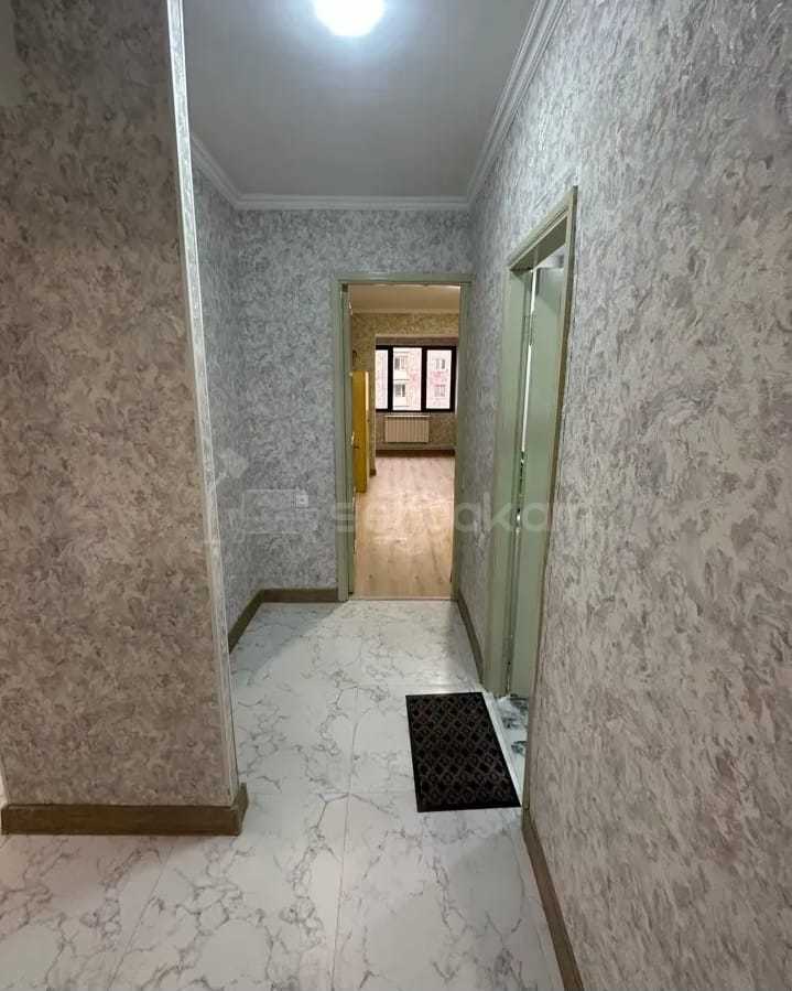 3 Սենյականոց Բնակարան Քարե Շենքում, 132քմ, 4/7 հարկ, Կապիտալ Վերանորոգված