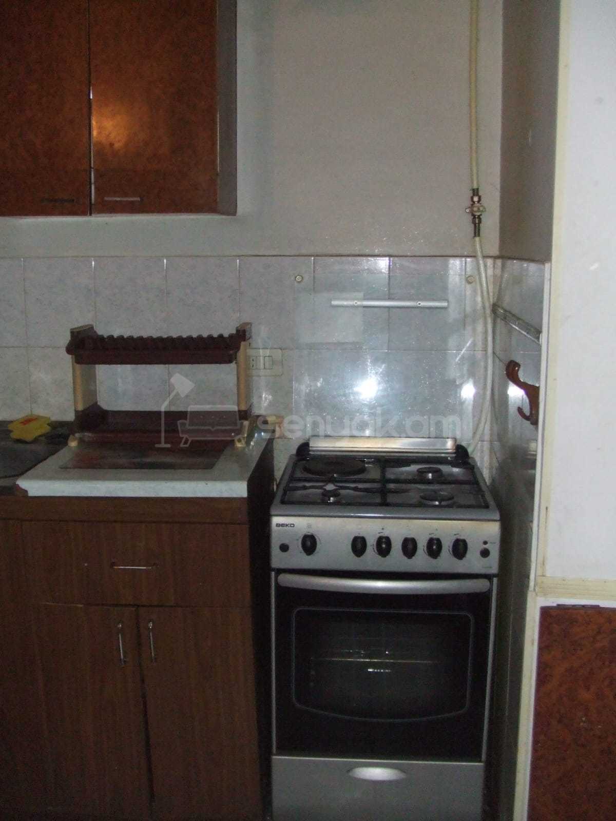 3 Սենյականոց Բնակարան Քարե Շենքում, 56քմ, 3/4 հարկ, Կոսմետիկ Վերանորոգված, Կահավորված, Արևկող
