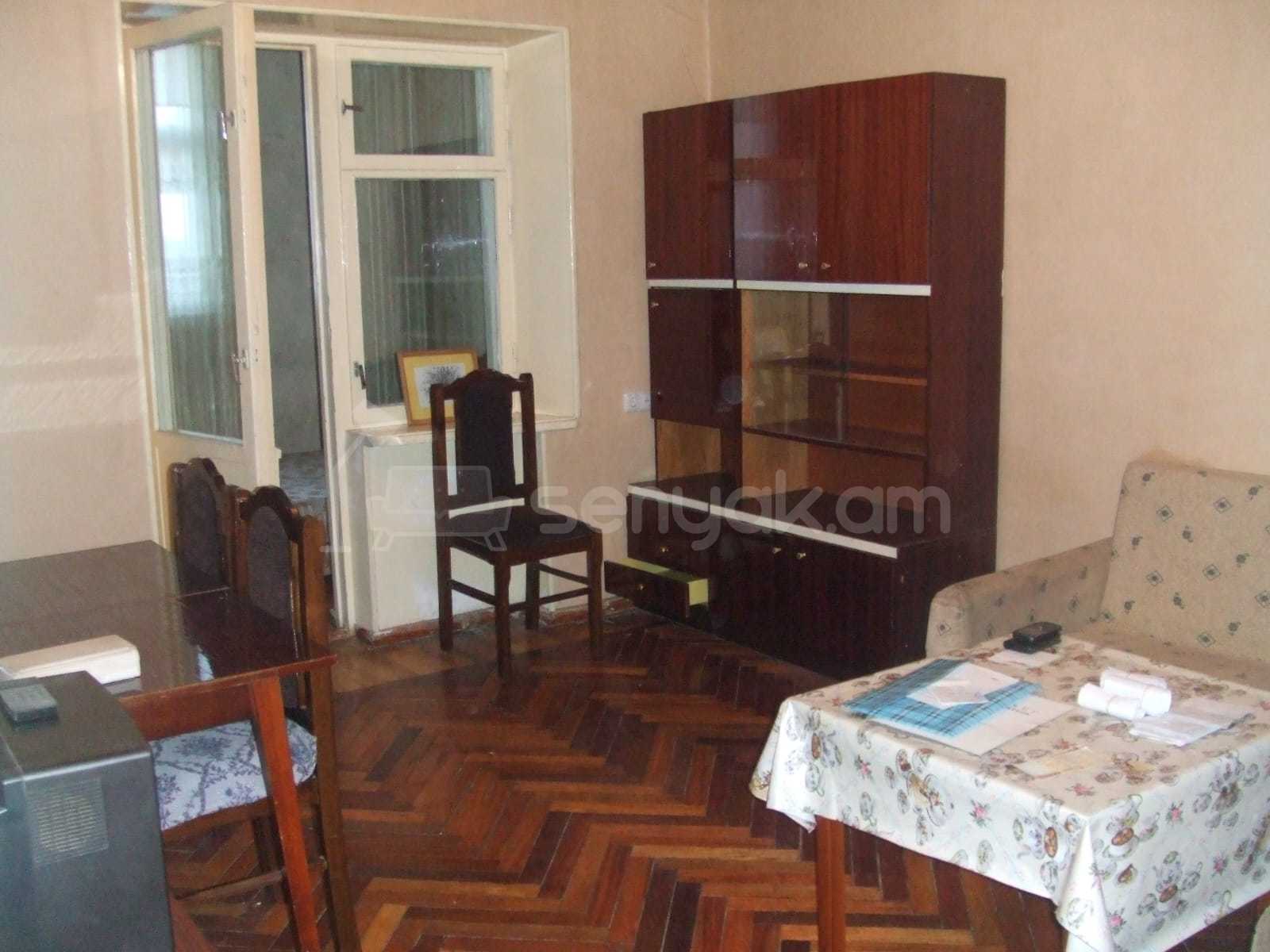 3 Սենյականոց Բնակարան Քարե Շենքում, 56քմ, 3/4 հարկ, Կոսմետիկ Վերանորոգված, Կահավորված, Արևկող