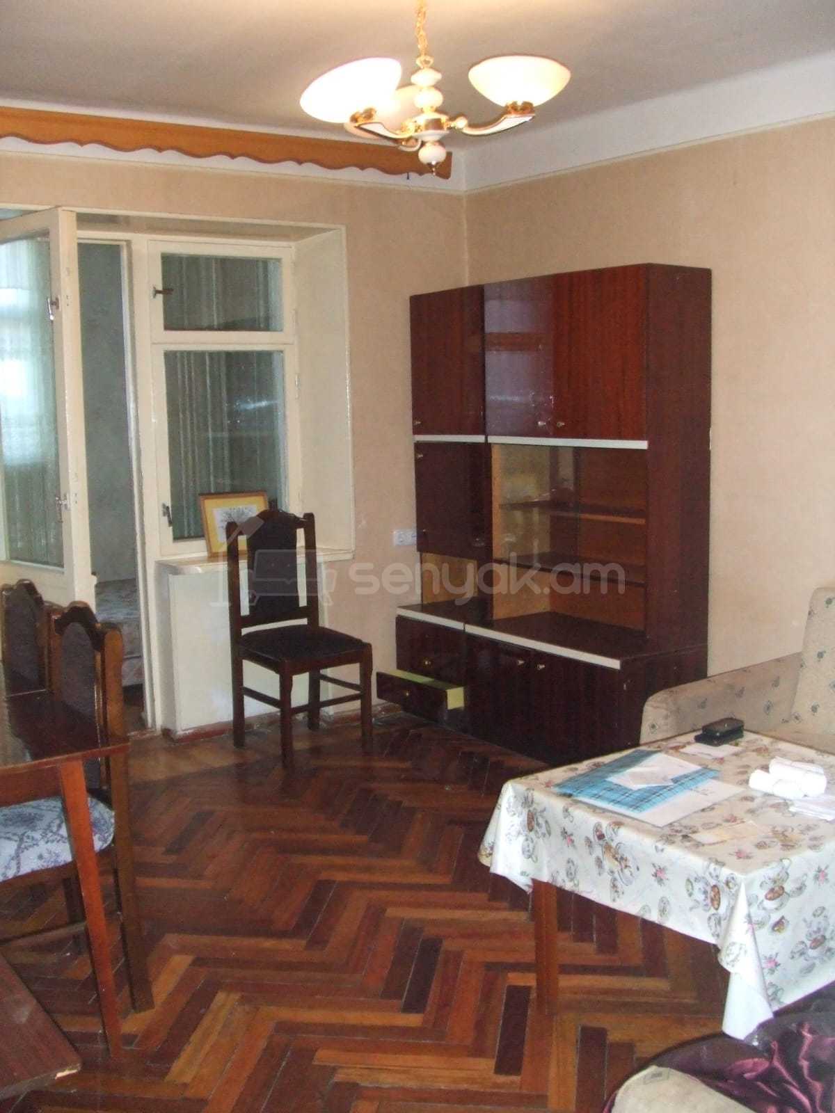 3 Սենյականոց Բնակարան Քարե Շենքում, 56քմ, 3/4 հարկ, Կոսմետիկ Վերանորոգված, Կահավորված, Արևկող