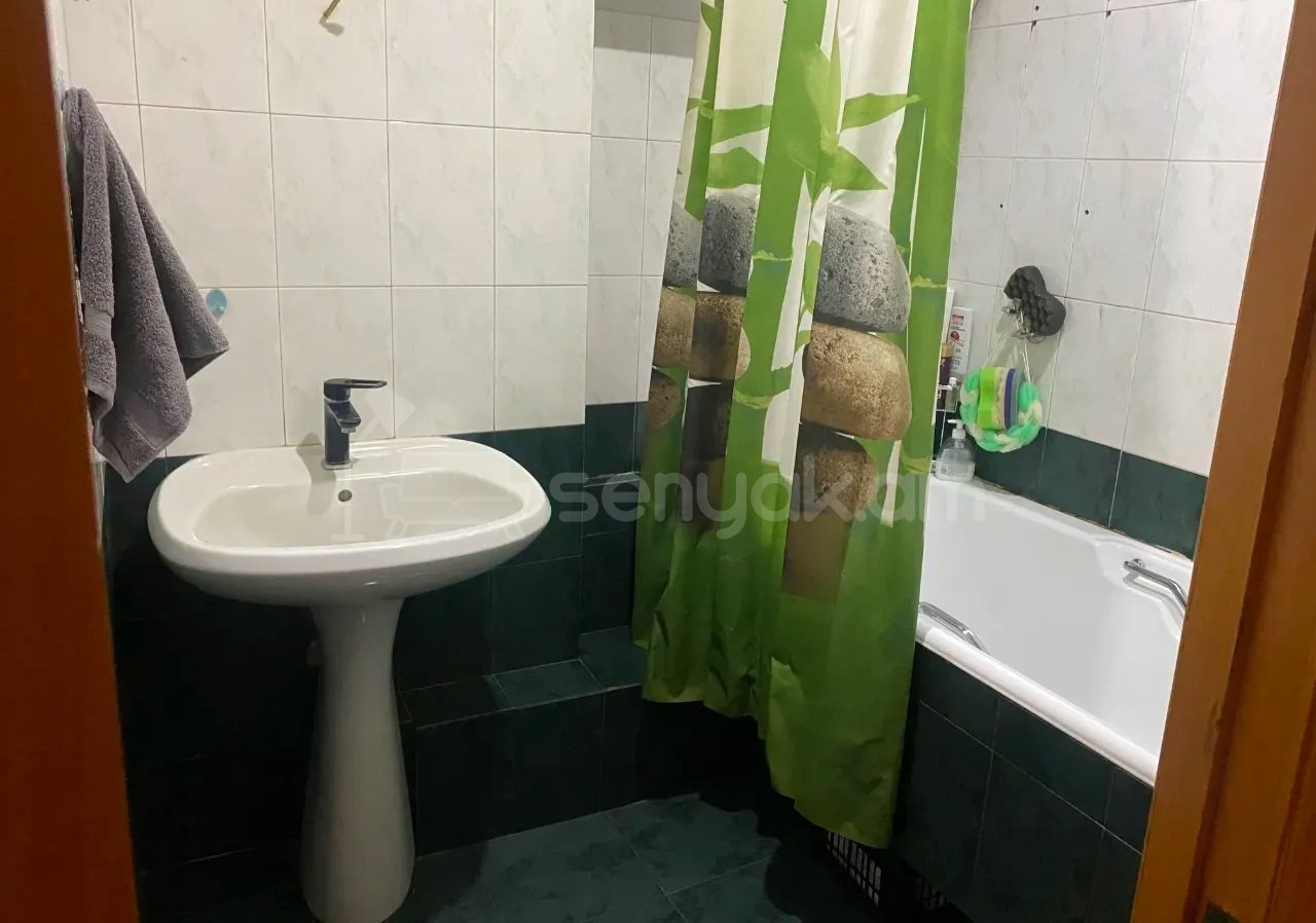 2 Սենյականոց Բնակարան Քարե Շենքում, 75քմ, 6/7 հարկ, Կապիտալ Վերանորոգված, Կահավորված