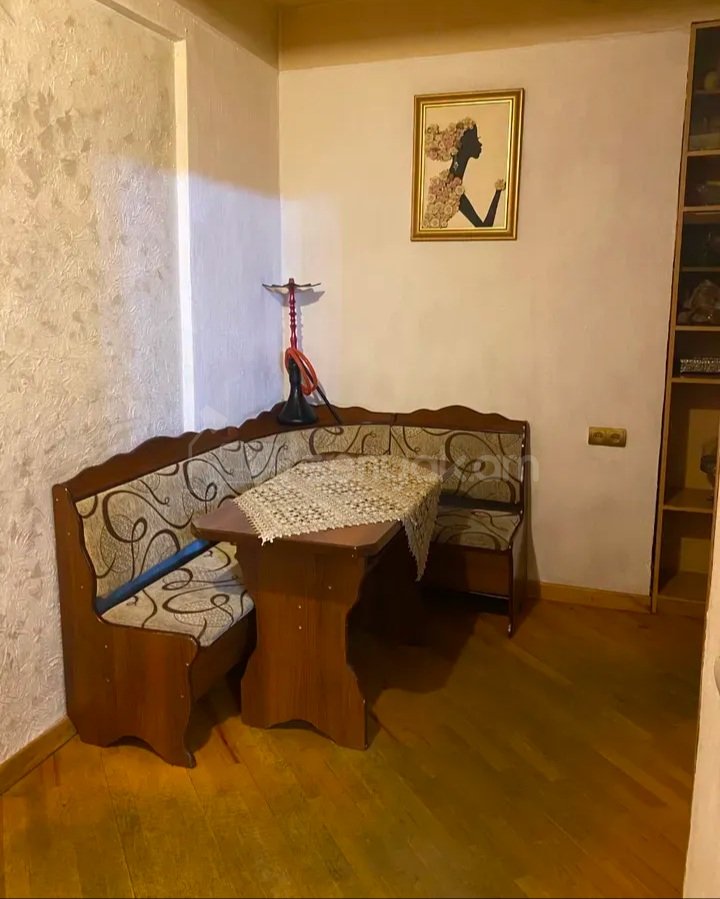 2 Սենյականոց Բնակարան Քարե Շենքում, 75քմ, 6/7 հարկ, Կապիտալ Վերանորոգված, Կահավորված
