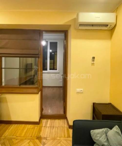 2 Սենյականոց Բնակարան Քարե Շենքում, 46քմ, 4/5 հարկ, Կապիտալ Վերանորոգված, Կահավորված, Արևկող