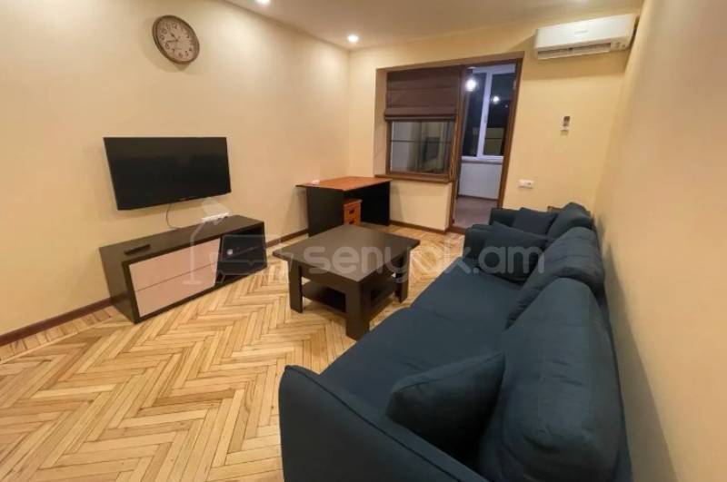 2 Սենյականոց Բնակարան Քարե Շենքում, 46քմ, 4/5 հարկ, Կապիտալ Վերանորոգված, Կահավորված, Արևկող