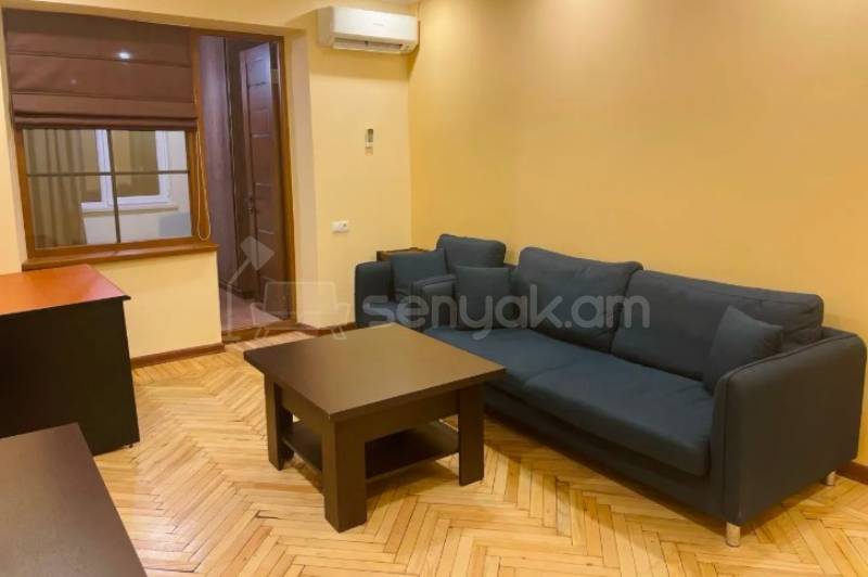 2 Սենյականոց Բնակարան Քարե Շենքում, 46քմ, 4/5 հարկ, Կապիտալ Վերանորոգված, Կահավորված, Արևկող