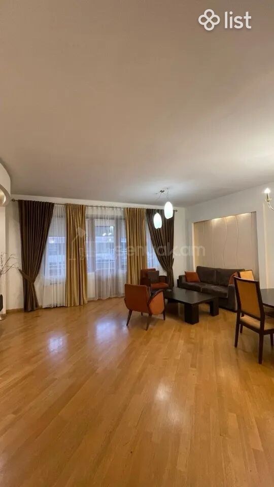3 Սենյականոց Բնակարան, 140քմ, 7/8 հարկ, Կապիտալ Վերանորոգված