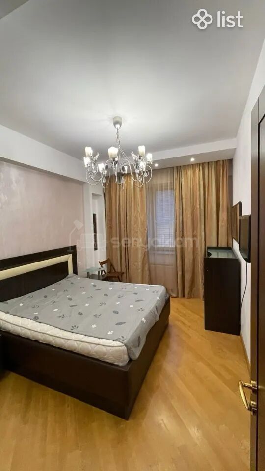 3 Սենյականոց Բնակարան, 140քմ, 7/8 հարկ, Կապիտալ Վերանորոգված