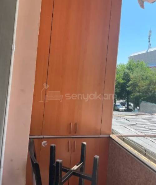 2 Սենյականոց Բնակարան Քարե Շենքում, 60քմ, 2/5 հարկ, Կապիտալ Վերանորոգված, Կահավորված, Արևկող