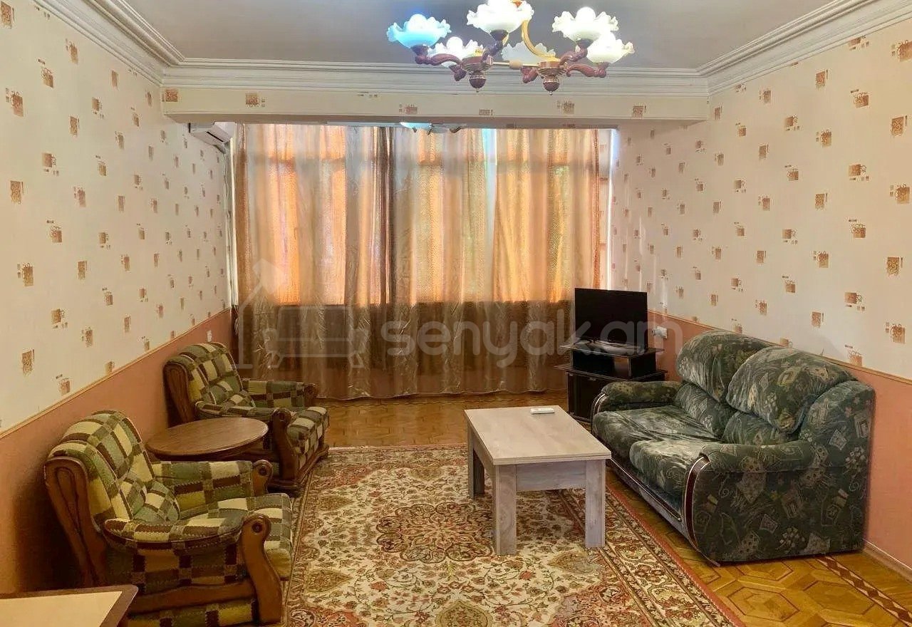 1 Սենյականոց Բնակարան Քարե Շենքում, 48քմ, 4/5 հարկ, Կոսմետիկ Վերանորոգված