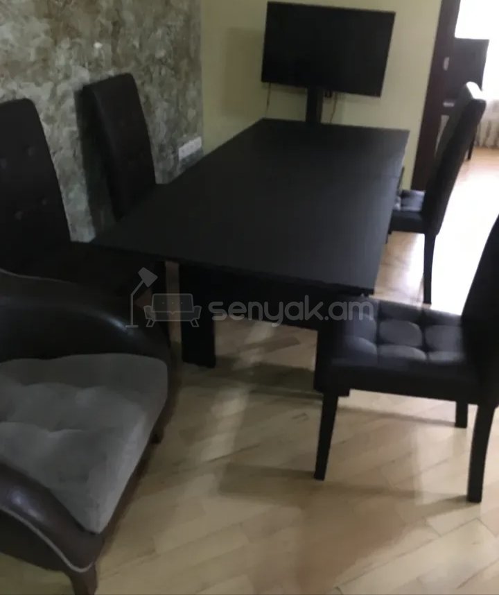 2 Սենյականոց Բնակարան Քարե Շենքում, 55քմ, 1/9 հարկ, Կապիտալ Վերանորոգված, Կահավորված