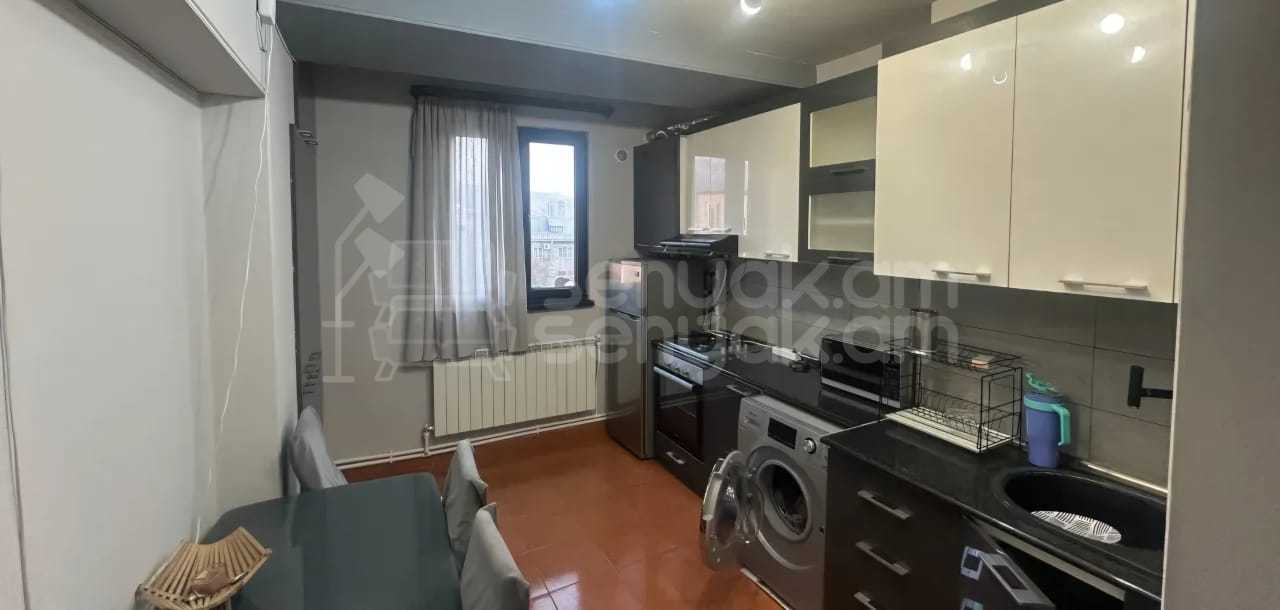 2 Սենյականոց Բնակարան, 50քմ, 5/12 հարկ, Կապիտալ Վերանորոգված, Կահավորված