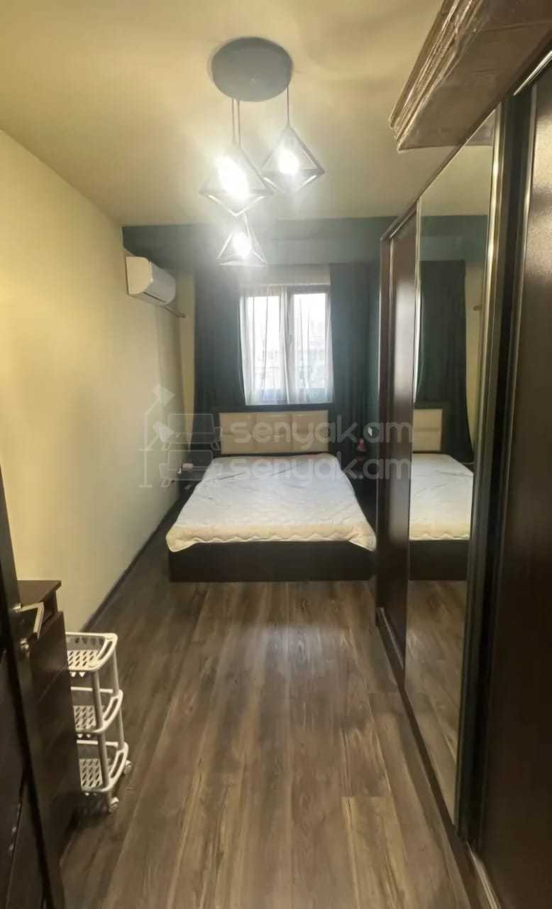 2 Սենյականոց Բնակարան, 50քմ, 5/12 հարկ, Կապիտալ Վերանորոգված, Կահավորված