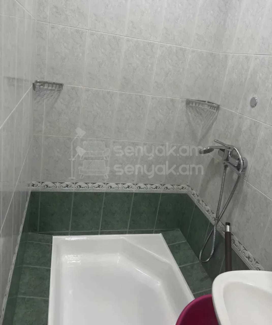 3 Սենյականոց Բնակարան Քարե Շենքում, 70քմ, 3/4 հարկ, Կապիտալ Վերանորոգված, Կահավորված