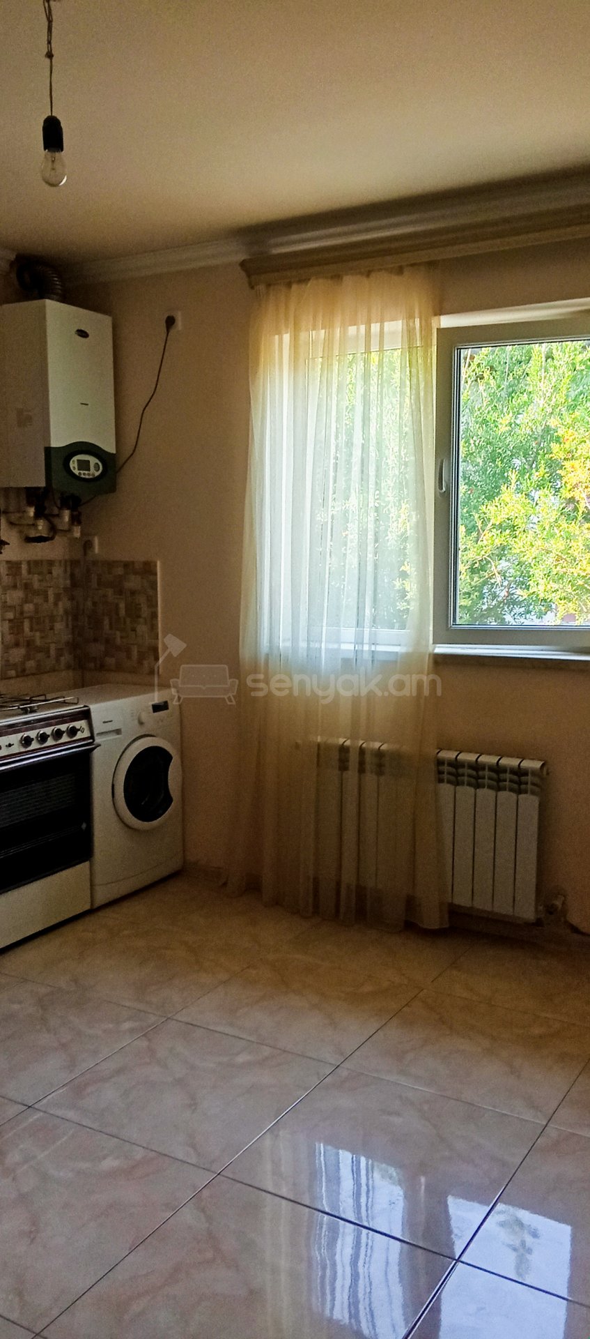 2 Սենյականոց Սեփական Տուն, 60քմ, Նորմալ Վիճակում, Կահավորված