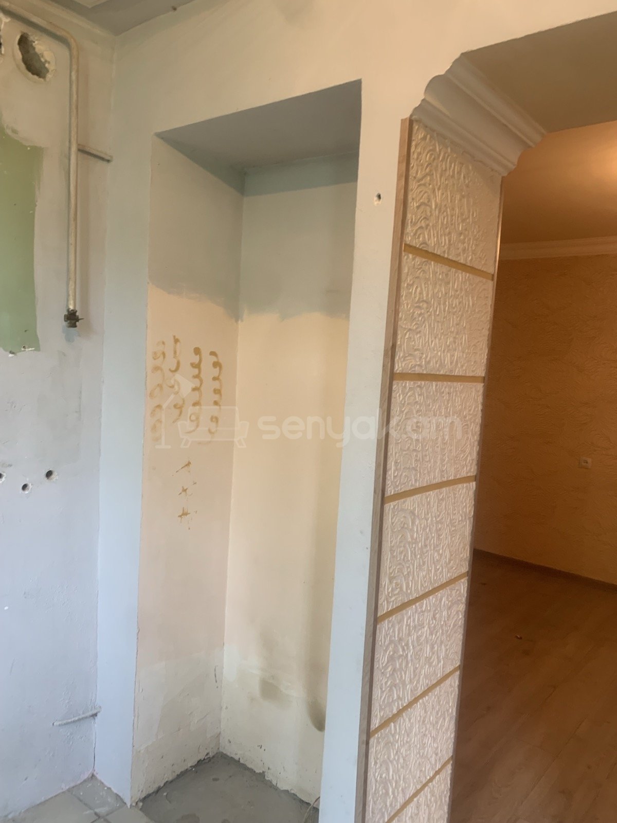 2 Սենյականոց Բնակարան Քարե Շենքում, 40քմ, 1/5 հարկ, Կոսմետիկ Վերանորոգված