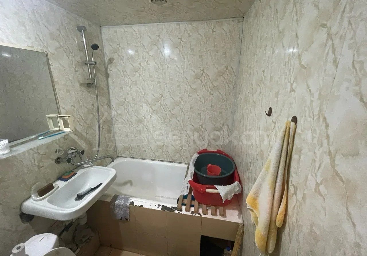 2 Սենյականոց Բնակարան Քարե Շենքում, 48քմ, 4/5 հարկ, Կոսմետիկ Վերանորոգված