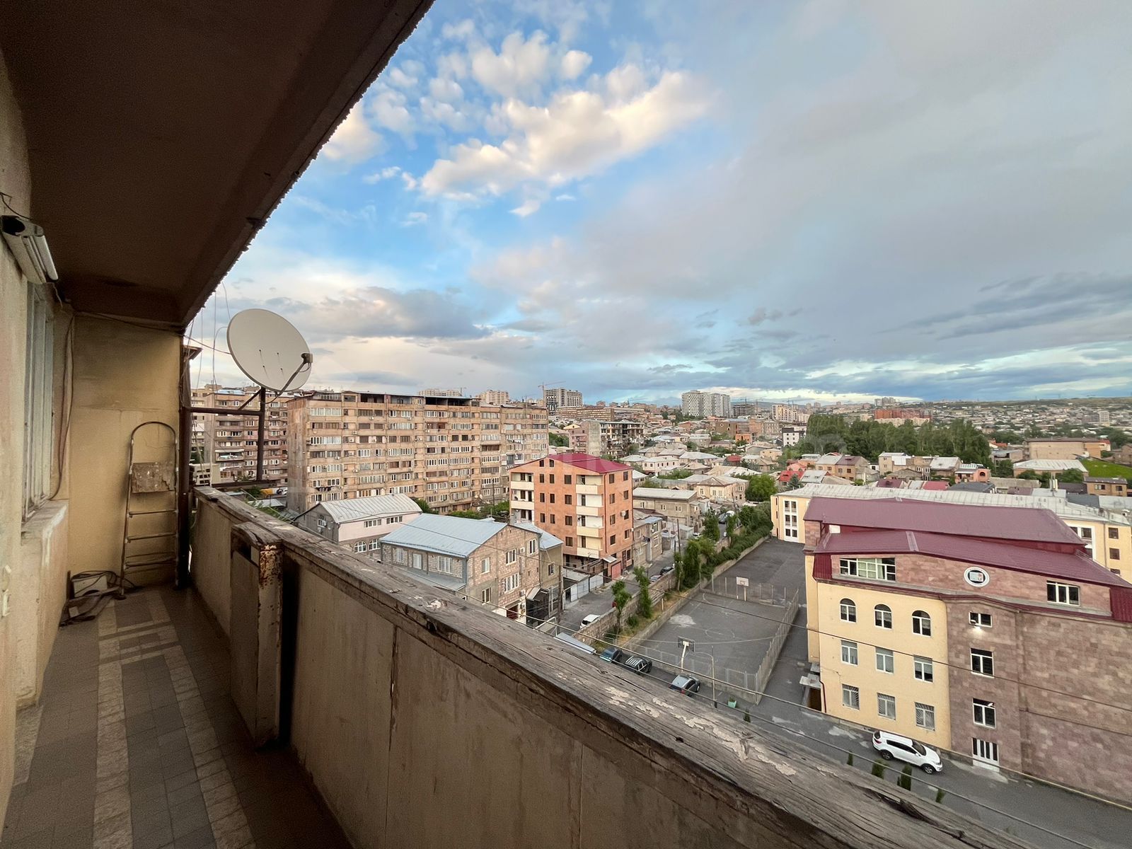 3 Սենյականոց Բնակարան, 78քմ, 9/9 հարկ, Նորմալ Վիճակում