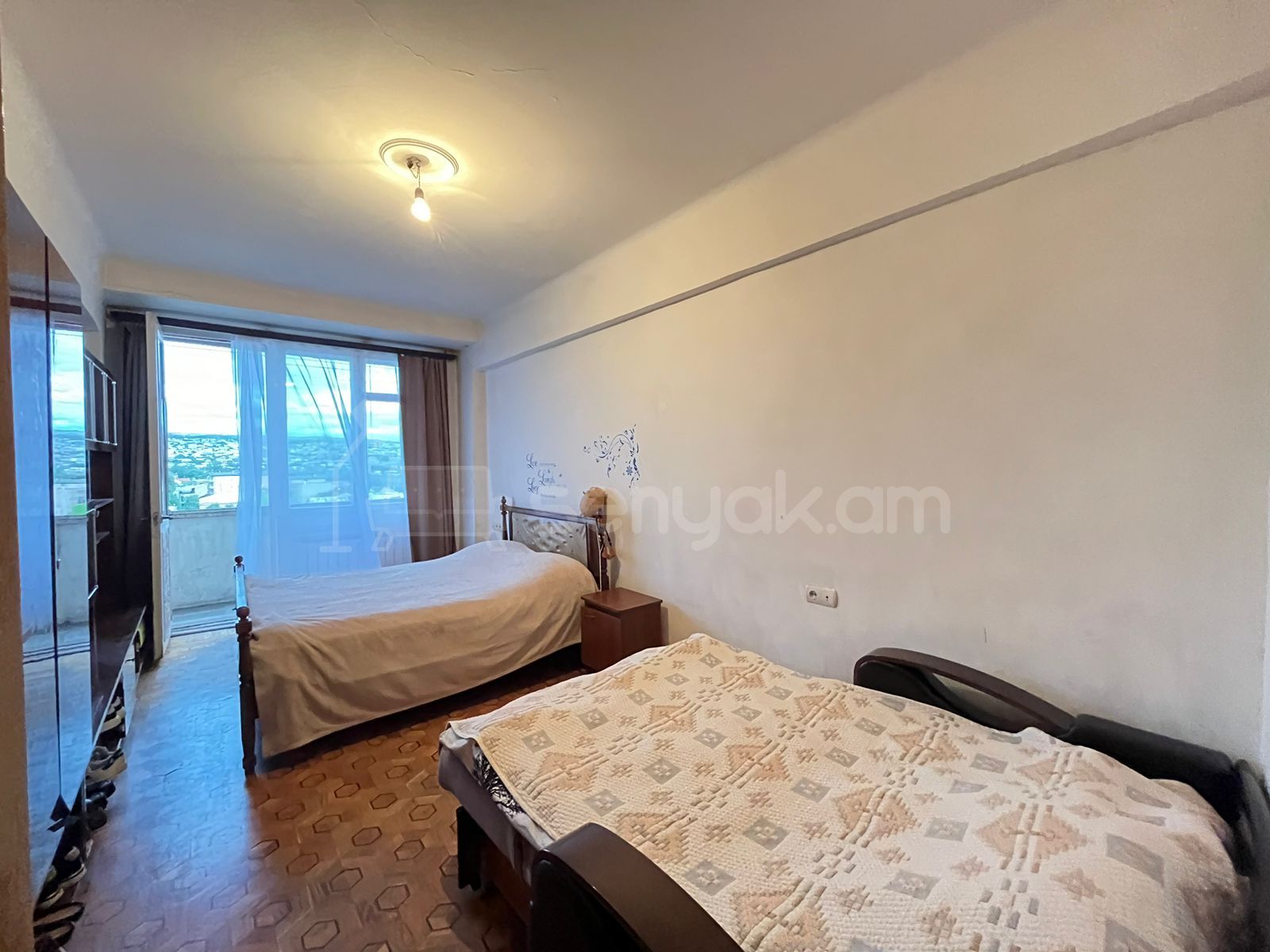 3 Սենյականոց Բնակարան, 78քմ, 9/9 հարկ, Նորմալ Վիճակում