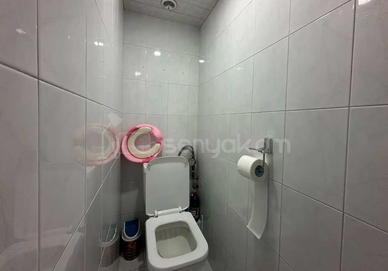3 Սենյականոց Բնակարան Քարե Շենքում, 70քմ, 2/5 հարկ, Կապիտալ Վերանորոգված