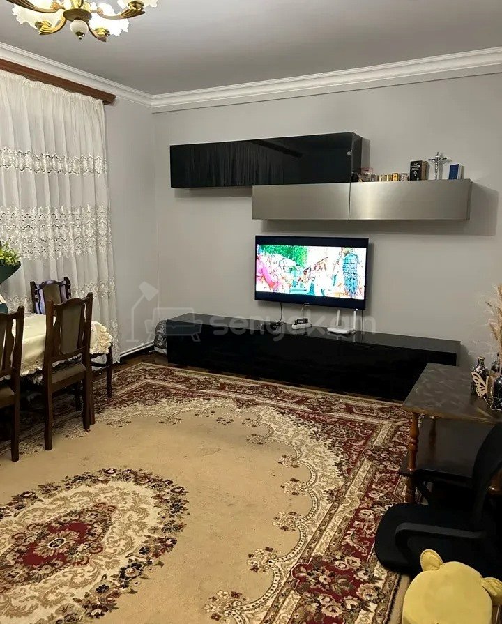 3 Սենյականոց Բնակարան, 75քմ, 7/9 հարկ, Նորմալ Վիճակում