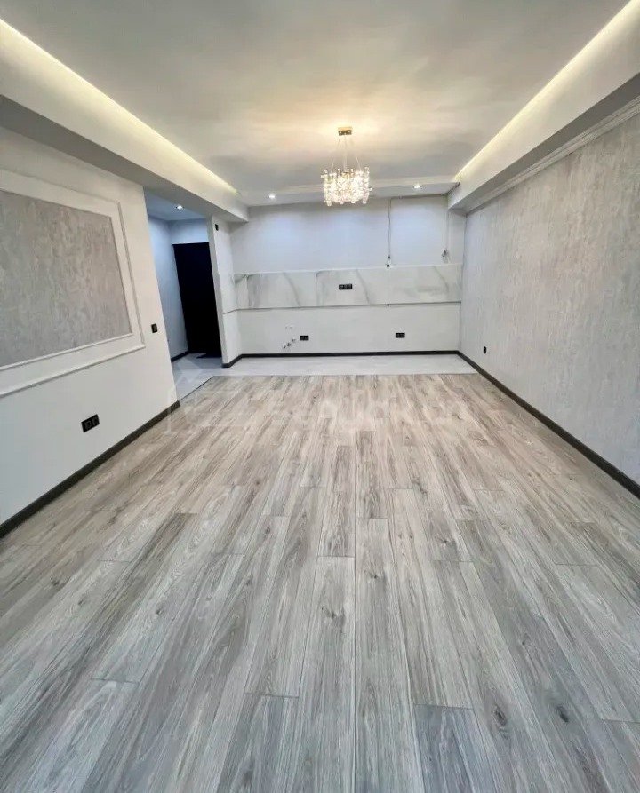 2 Սենյականոց Բնակարան, 42քմ, 5/9 հարկ, Կապիտալ Վերանորոգված