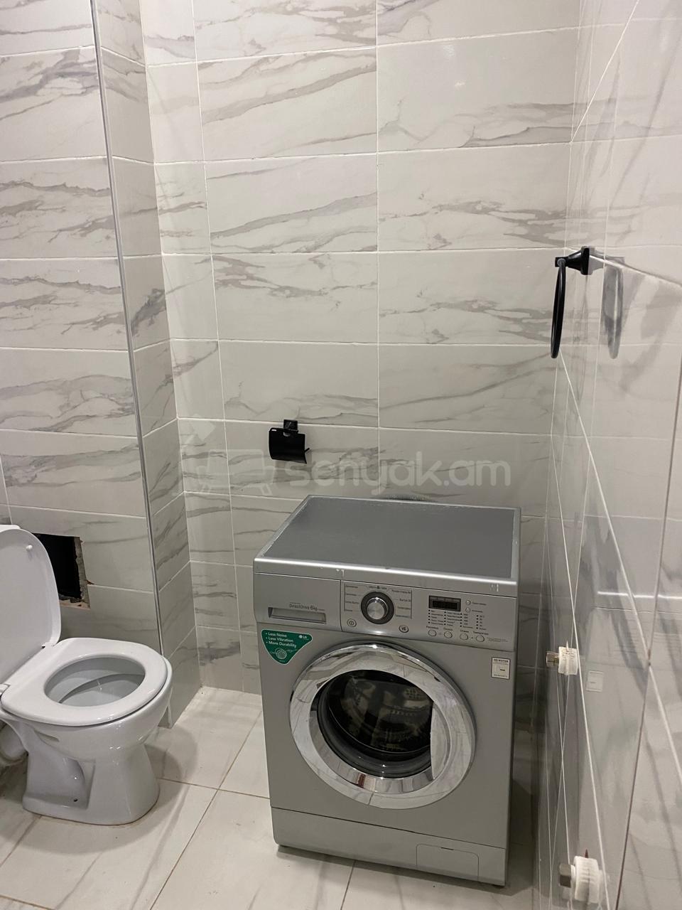 2 Սենյականոց Բնակարան Նորակառույցում, 55քմ, 4/8 հարկ, Դիզայներական Վերանորոգված, Կահավորված