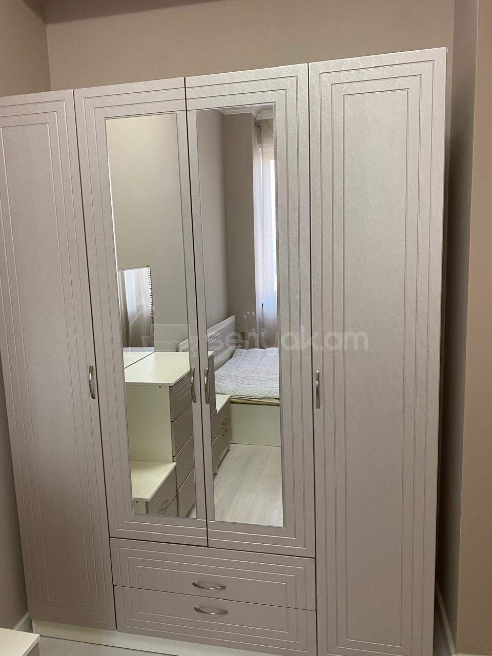 2 Սենյականոց Բնակարան Նորակառույցում, 55քմ, 4/8 հարկ, Դիզայներական Վերանորոգված, Կահավորված