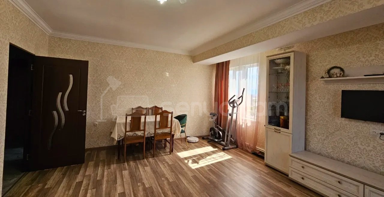 3 Սենյականոց Բնակարան, 82քմ, 13/14 հարկ, Կապիտալ Վերանորոգված, Մասամբ Կահավորված, Արևկող