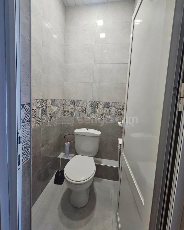 3 Սենյականոց Բնակարան, 98քմ, 10/10 հարկ, Կապիտալ Վերանորոգված, Կահավորված