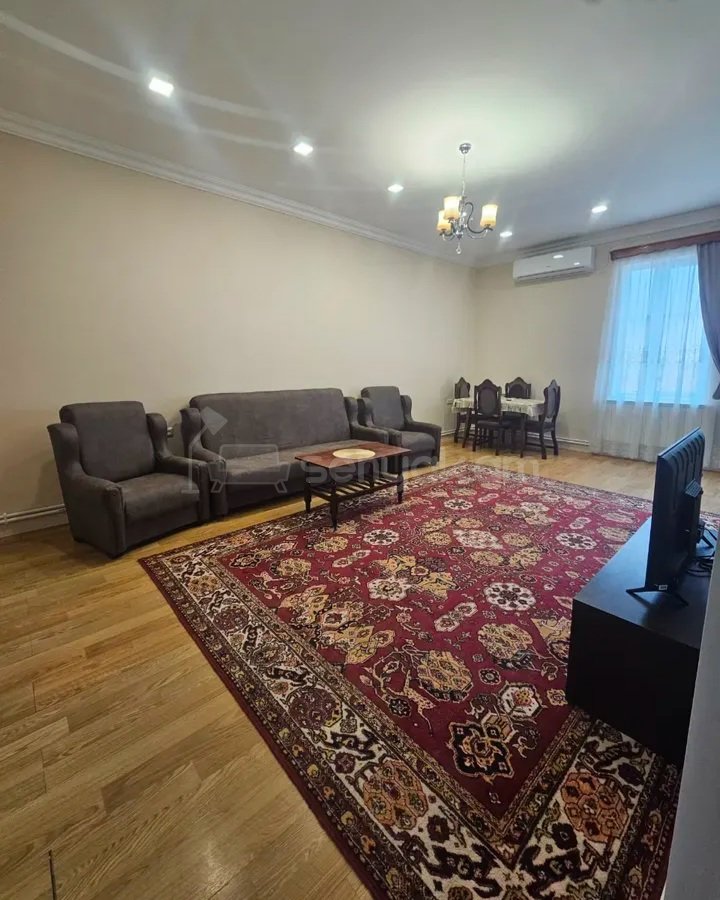 3 Սենյականոց Բնակարան, 98քմ, 10/10 հարկ, Կապիտալ Վերանորոգված, Կահավորված