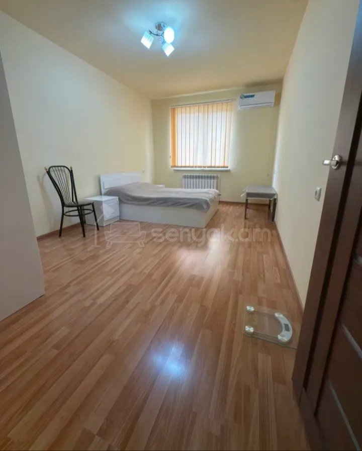 2 Սենյականոց Բնակարան Նորակառույցում, 40քմ, 8/9 հարկ, Կապիտալ Վերանորոգված, Կահավորված, Արևկող