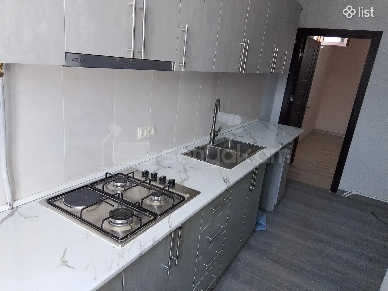 2 Սենյականոց Բնակարան Քարե Շենքում, 65քմ, 2/2 հարկ, Կապիտալ Վերանորոգված, Արևկող