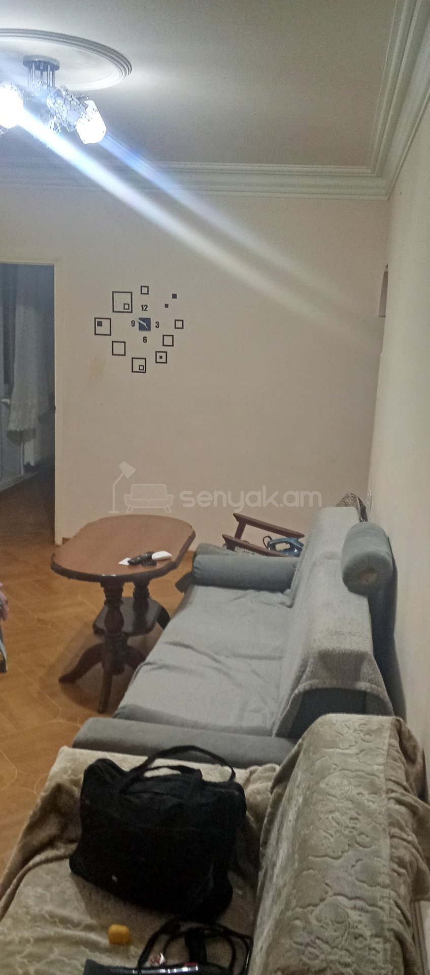 2 Սենյականոց Բնակարան Քարե Շենքում, 50քմ, 3/5 հարկ, Նորմալ Վիճակում, Կահավորված