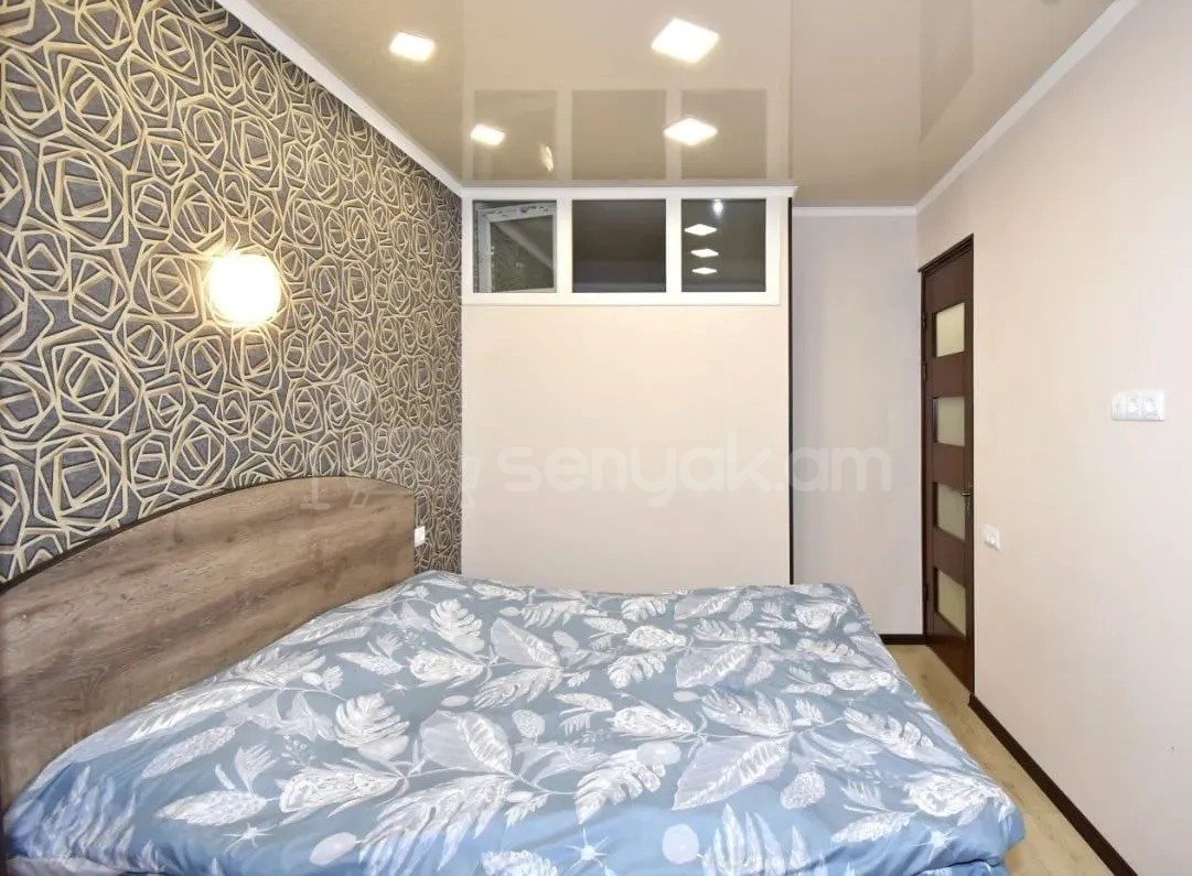 4 Սենյականոց Բնակարան, 90քմ, 3/5 հարկ, Կապիտալ Վերանորոգված