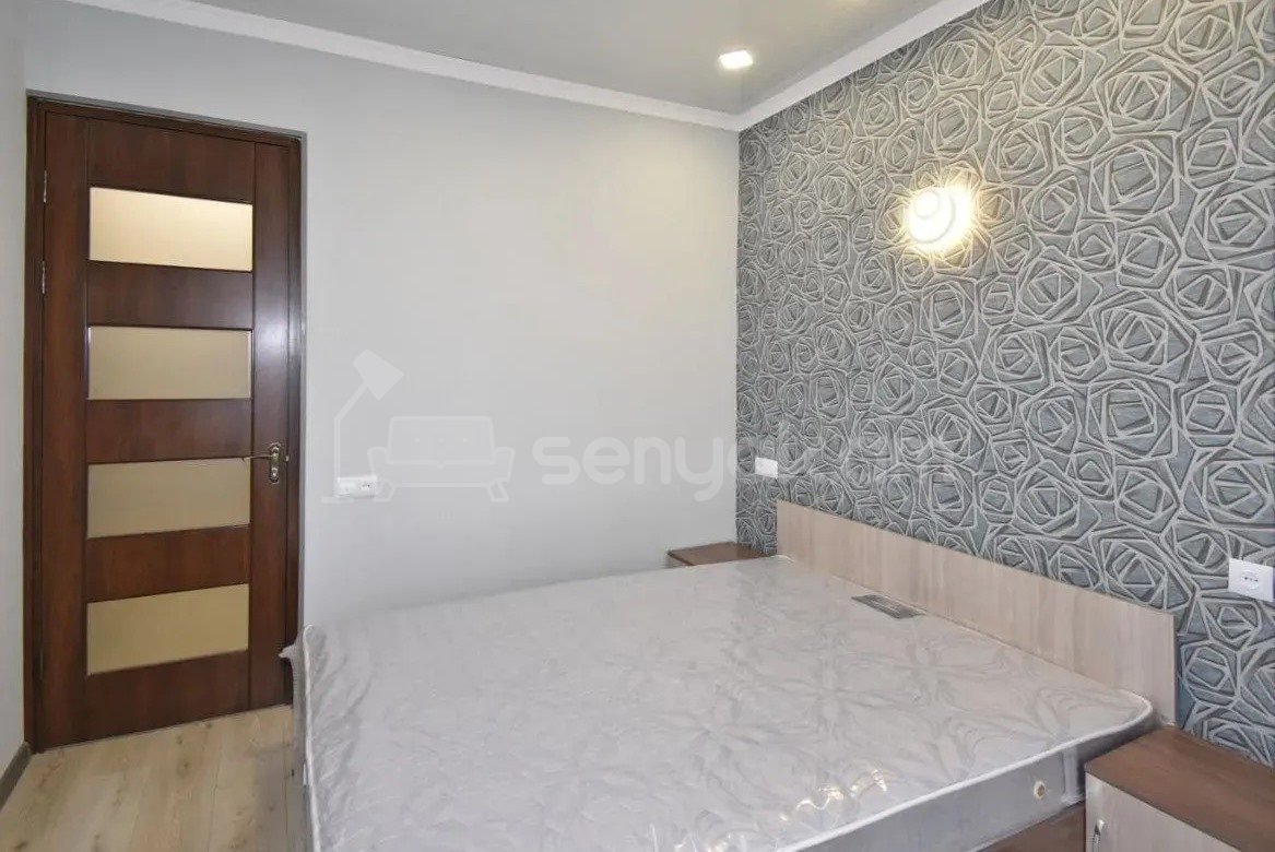 4 Սենյականոց Բնակարան, 90քմ, 3/5 հարկ, Կապիտալ Վերանորոգված