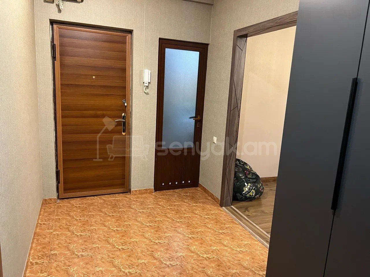 3 Սենյականոց Բնակարան, 74քմ, 8/9 հարկ, Կապիտալ Վերանորոգված